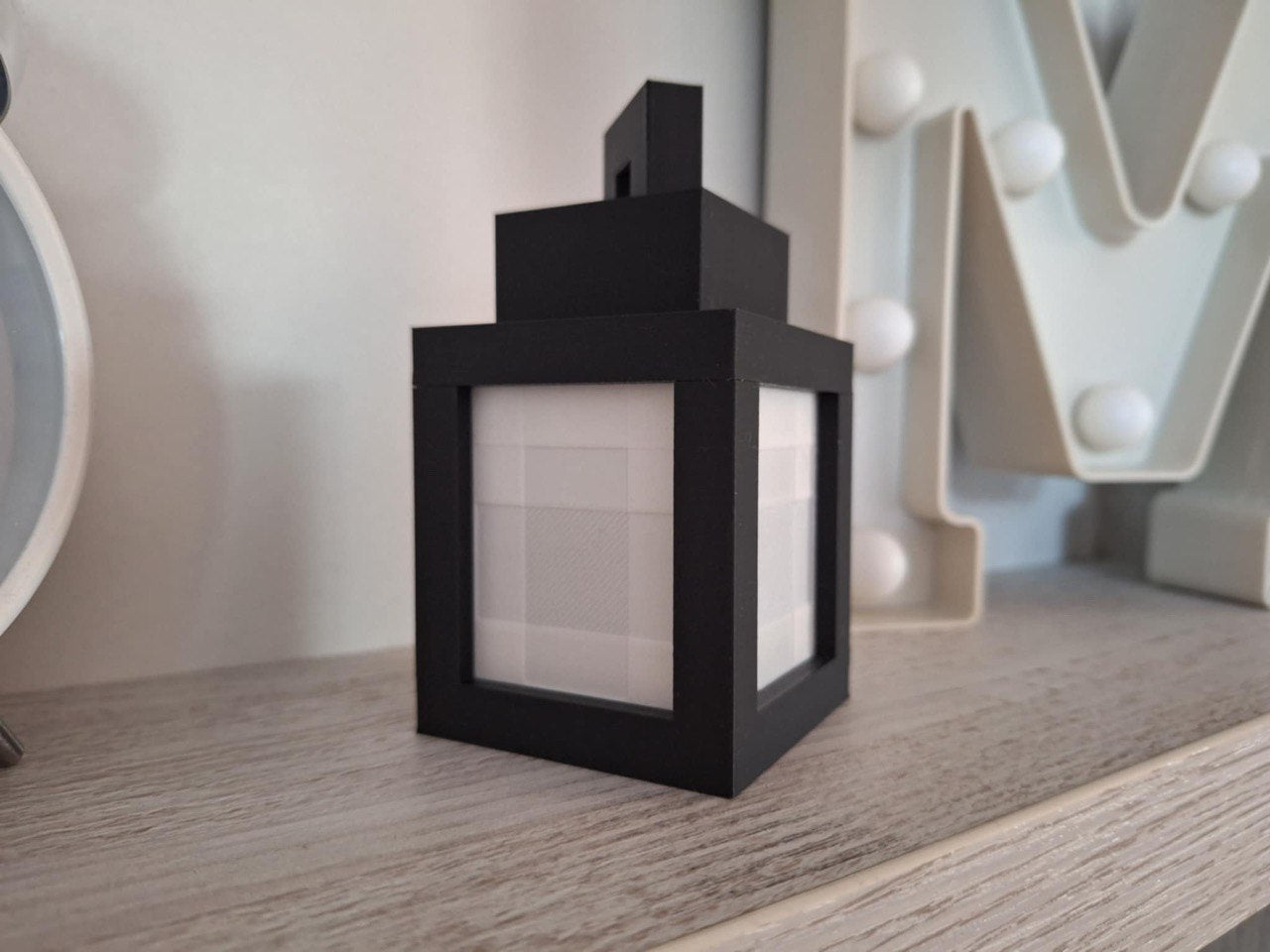 Lampka nocna „Pixel Light” – stylowa dekoracja z duszą